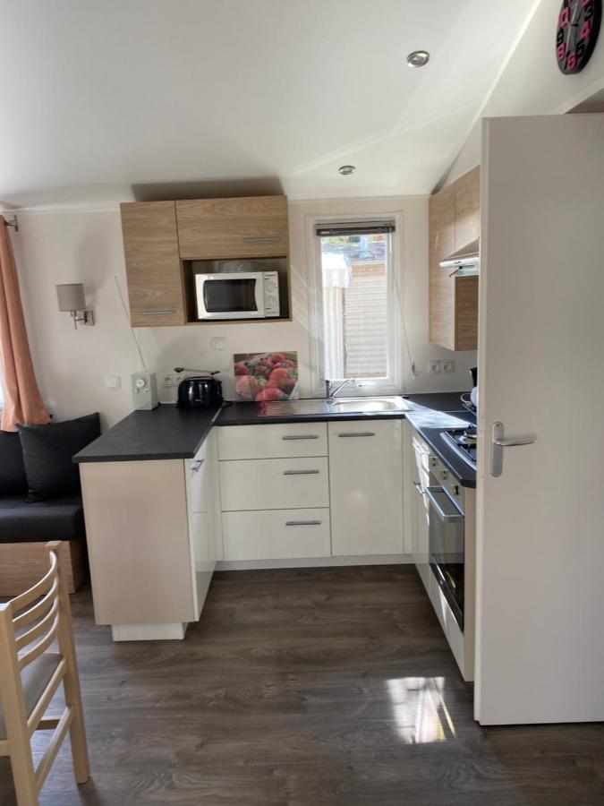 Mobil-Home 4 6 Personnes 2 Chambres Camping Le Bois Dormant Saint-Jean-de-Monts Exteriér fotografie